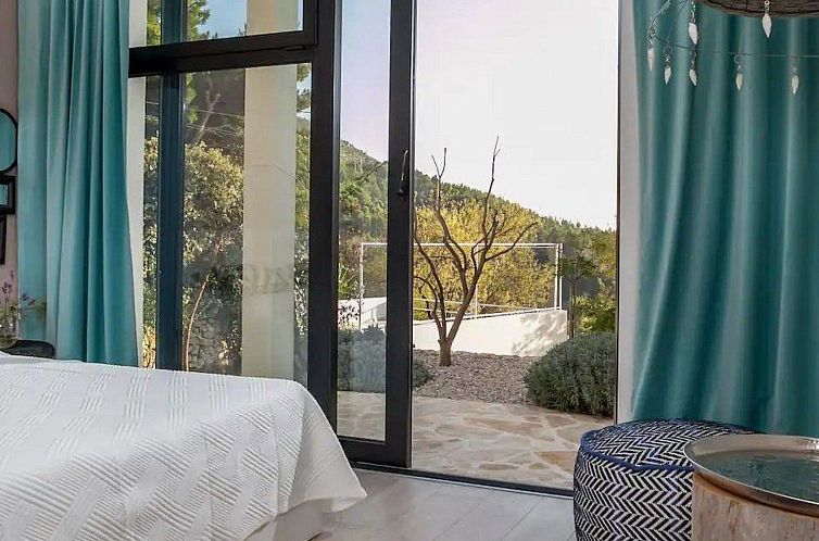 Vakantiehuis Stylische Villa -Tres Chic- in Makarska