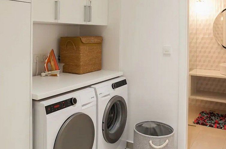 Vakantiehuis Stylische Villa -Tres Chic- in Makarska