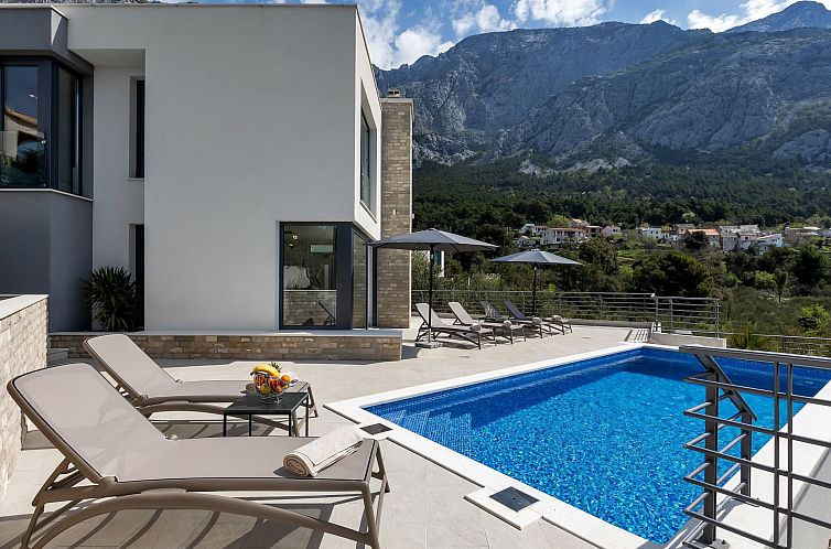 Vakantiehuis Villa Oscar mit Pool