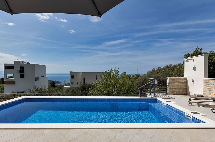 Vakantiehuis Villa Oscar mit Pool