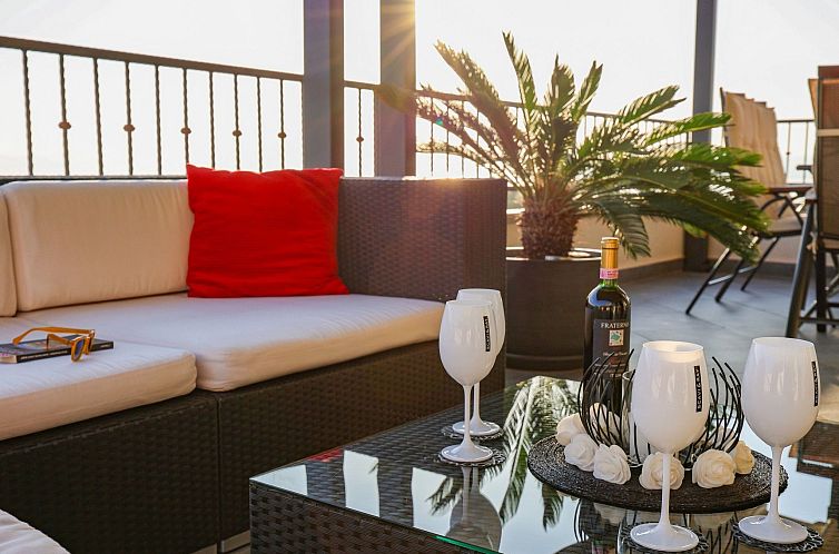 Appartement Penthousewohnung mit Whirlpool und Meerblick