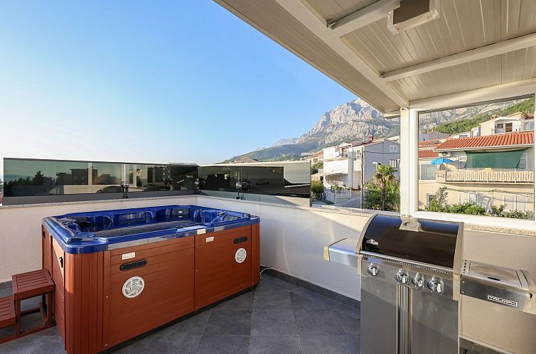 Appartement Penthousewohnung mit Whirlpool und Meerblick