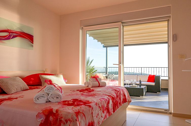 Appartement Penthousewohnung mit Whirlpool und Meerblick