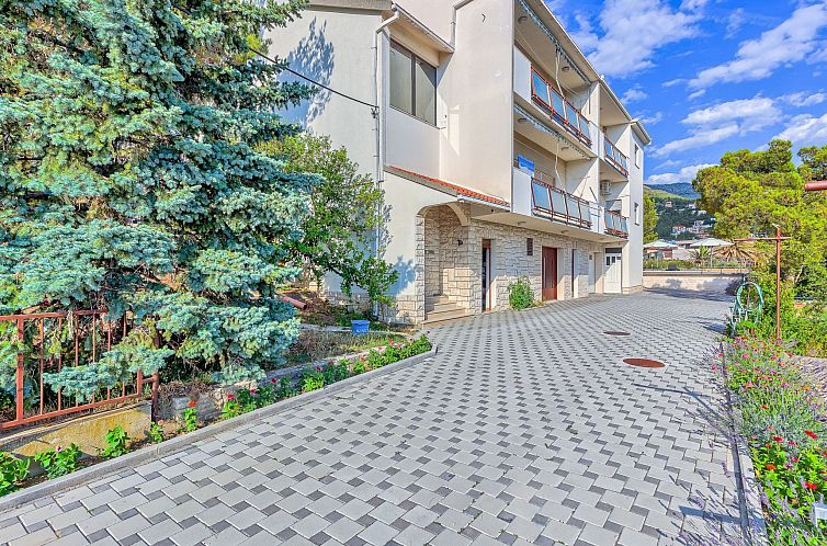 Vakantiehuis "Villa Rock" mit Blick auf das Wasser