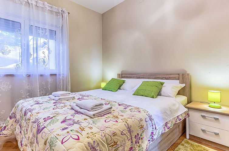 Vakantiehuis "Villa Rock" mit Blick auf das Wasser