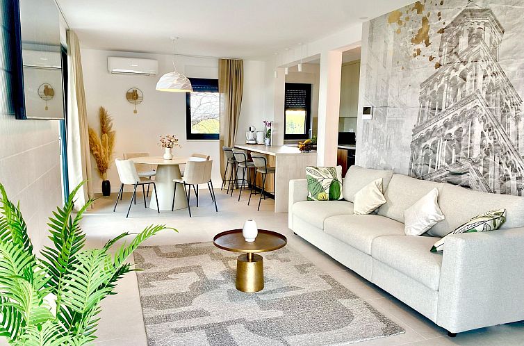 Vakantiehuis Villa mit beheiztem Infinity-Pool und Massaged?