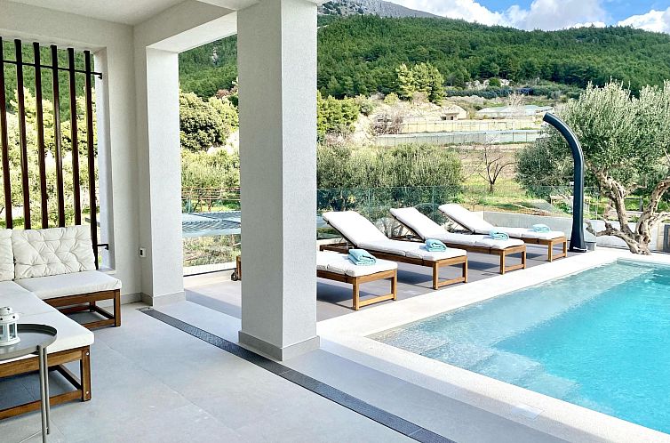 Vakantiehuis Villa mit beheiztem Infinity-Pool und Massaged?