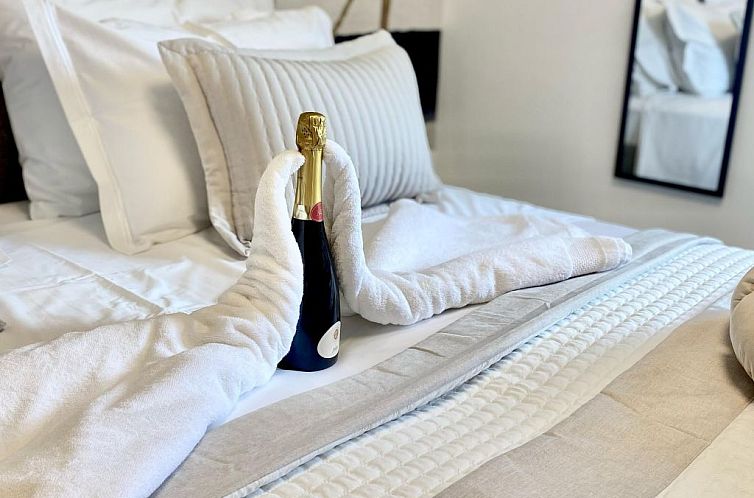 Vakantiehuis Villa mit beheiztem Infinity-Pool und Massaged?