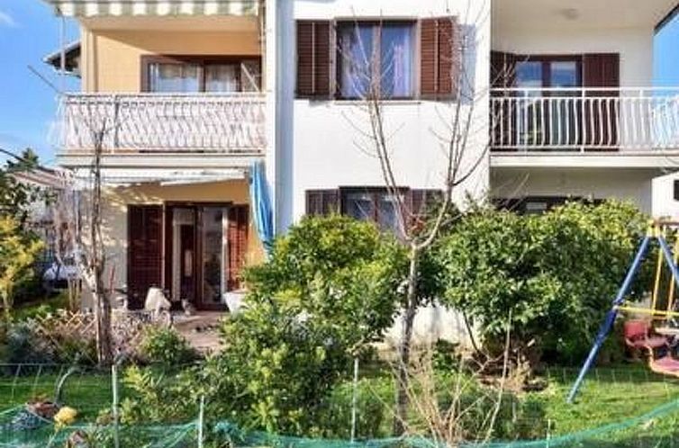 Appartement Charmante Wohnung La-Le