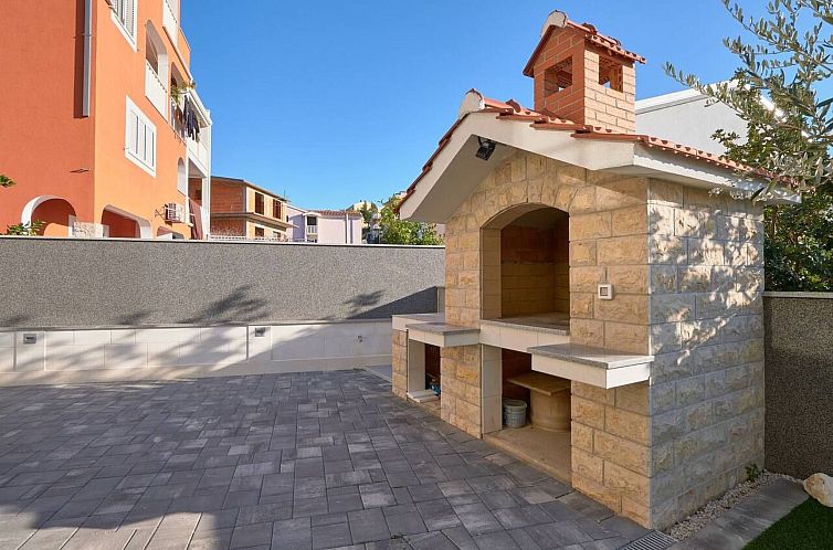 Appartement M Charmante Wohnung mit Gemeinschaftspool