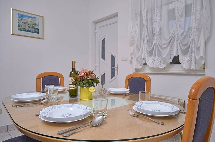 Appartement M Charmante Wohnung mit Gemeinschaftspool