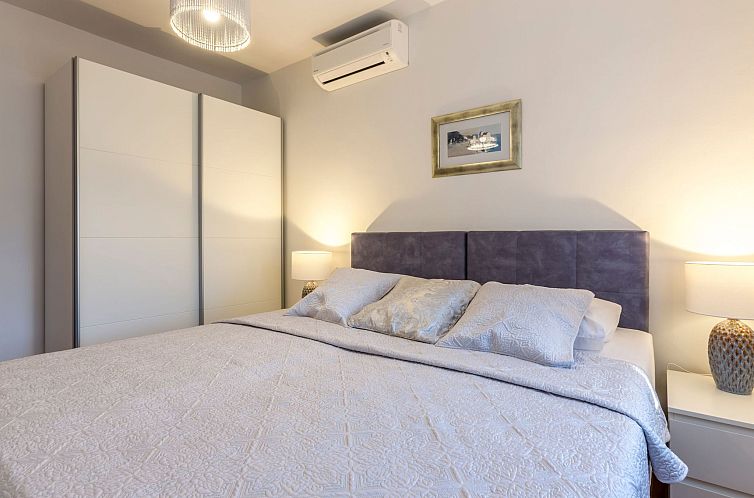 Vakantiehuis Ferienvilla 'Villa Dalmatica' in Split