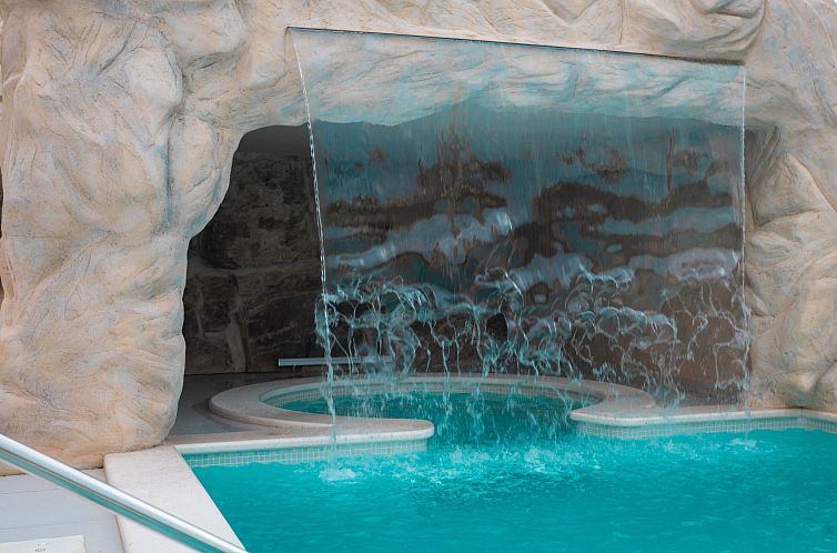 Vakantiehuis Luxuriöse Villa Elais für 10 Personen