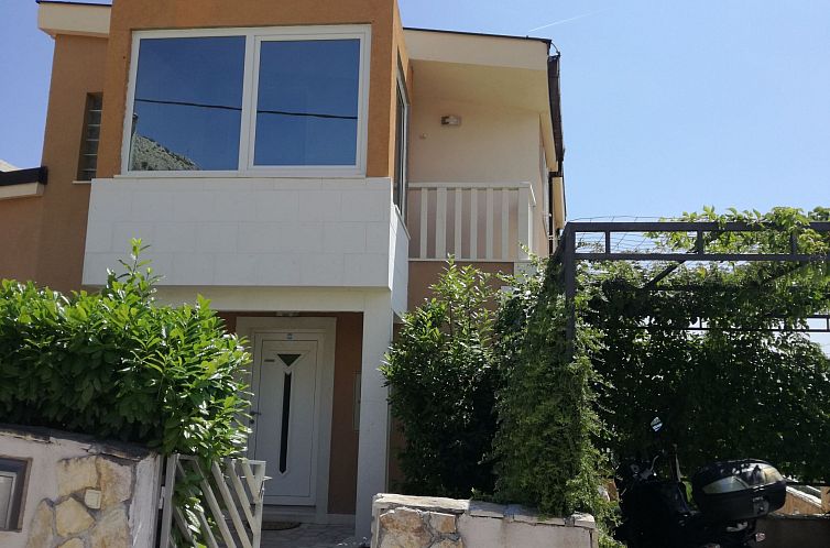 Vakantiehuis "Villa Petar" mit Infinity Pool