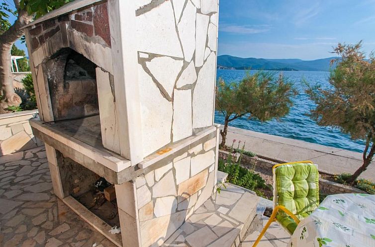 Appartement Vedran' Ferienwohnung mit Wasserblick