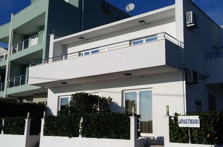 Appartement Moderne Ferienwohnung mit Meerblick