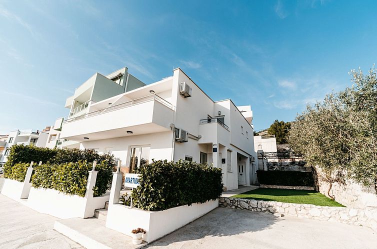 Appartement Moderne Ferienwohnung mit Meerblick
