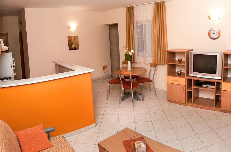 Appartement Modern eingerichtete Ferienwohnung orange