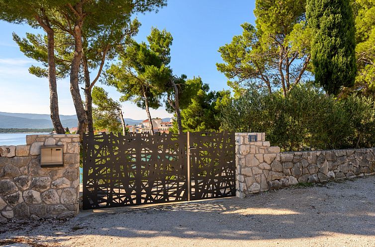 Vakantiehuis "Haus Gluscevic" direkt am Strand