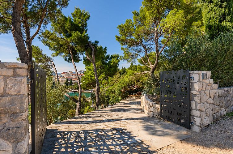 Vakantiehuis "Haus Gluscevic" direkt am Strand