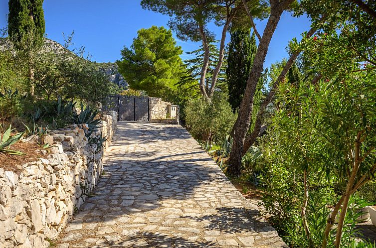 Vakantiehuis "Haus Gluscevic" direkt am Strand