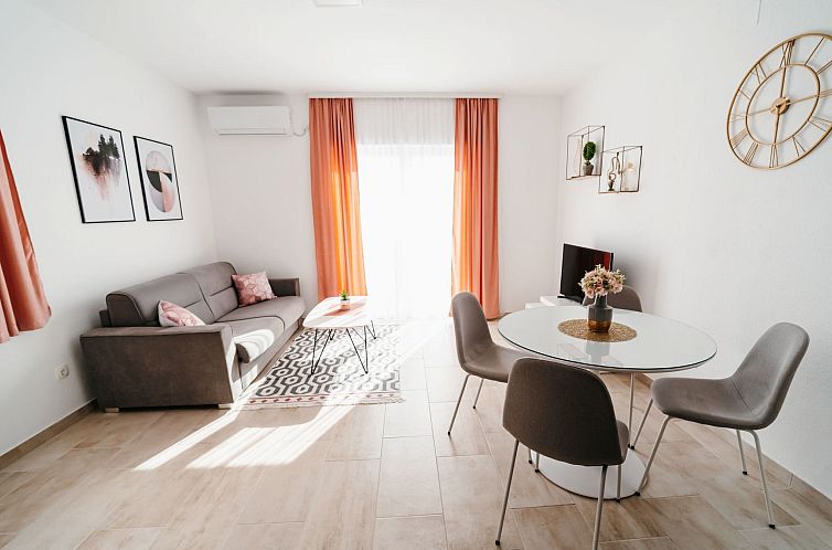 Unterkunft 10324410 - Appartement Dalmatien - Appartement "Gray" mit Blick auf das Wasser