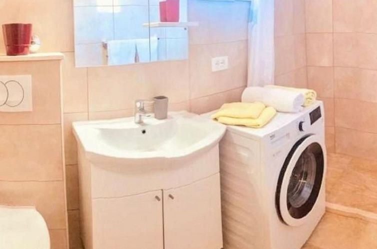 Appartement Angenehme Wohnung in Komarna mit privatem Parkpl