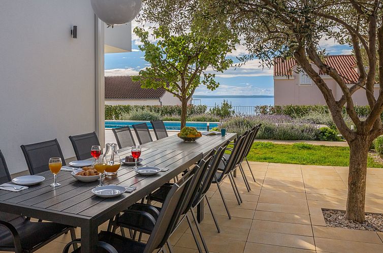 Vakantiehuis Ferienvilla "Elena" mit eigenem Pool