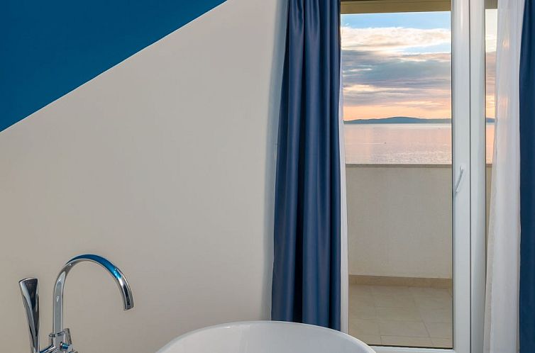 Vakantiehuis Ferienvilla "Elena" mit eigenem Pool