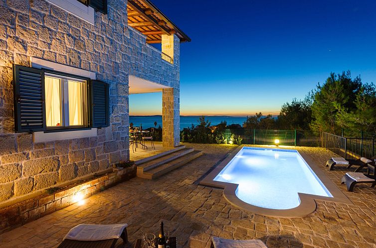 Vakantiehuis Luxuriöse Steinvilla mit privatem Swimmingpool