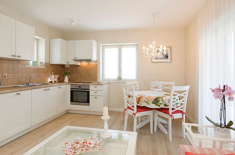 Vakantiehuis Luxuriöse Steinvilla mit privatem Swimmingpool