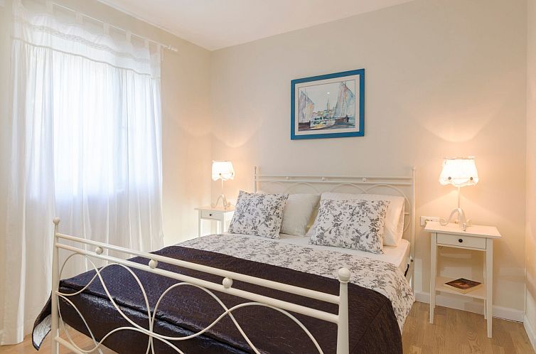 Vakantiehuis Luxuriöse Steinvilla mit privatem Swimmingpool