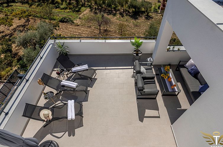 Vakantiehuis in Podstrana mit Privatem Pool