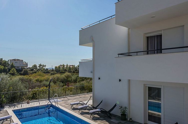 Vakantiehuis in Podstrana mit Privatem Pool