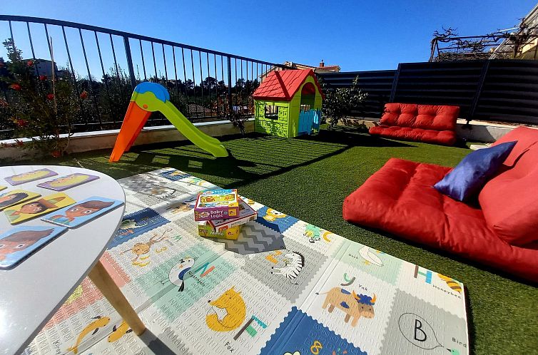 Vakantiehuis in Podstrana mit Privatem Pool