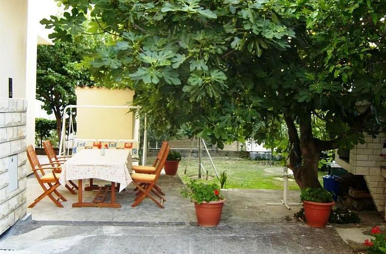 Appartement Große Wohnung in Podstrana mit Grill und Terras