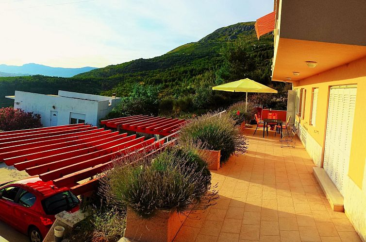Appartement mit Terrasse und herrlichem Ausblick