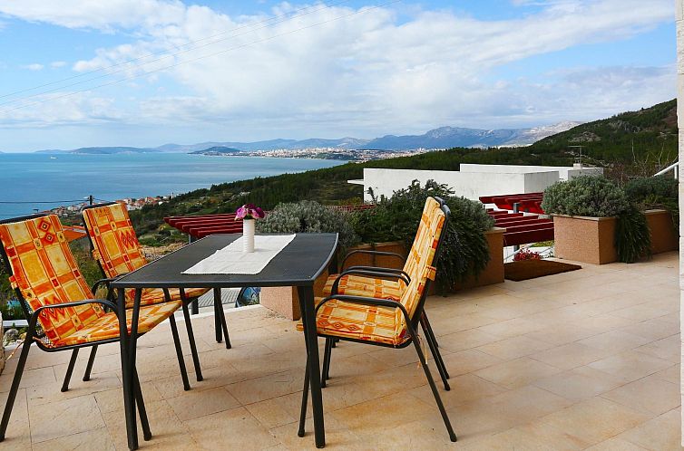 Appartement Strandnahe Ferienwohnung mit Terrasse