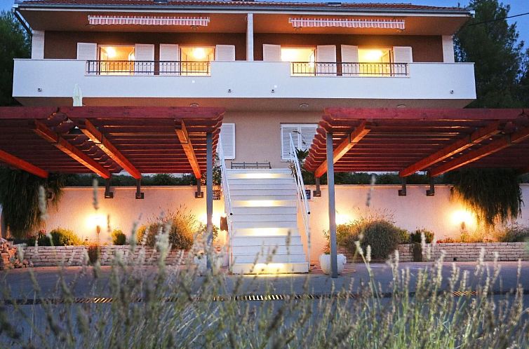 Unterkunft 1032464 - Appartement Dalmatien - Appartement Strandnahe Ferienwohnung in Podstrana