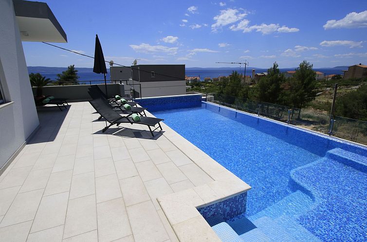 Vakantiehuis Villa Domus mit privatem beheiztem Infinity-Poo