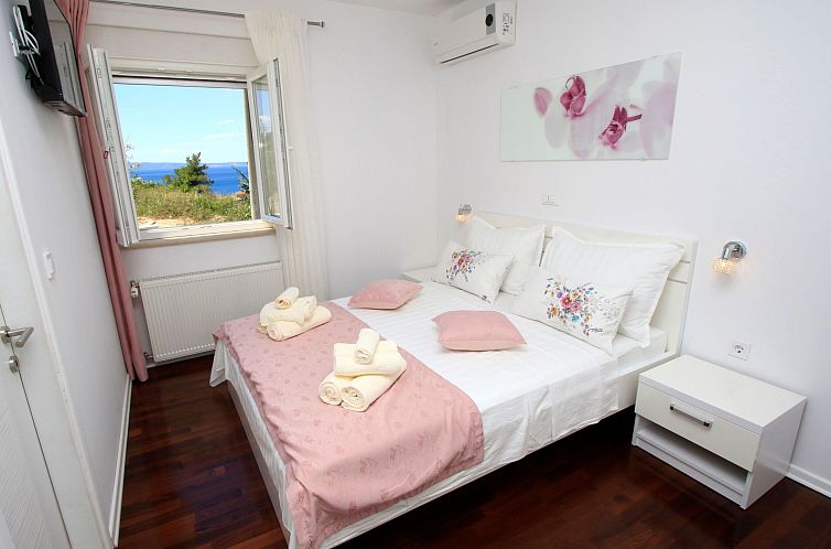 Vakantiehuis Villa Domus mit privatem beheiztem Infinity-Poo