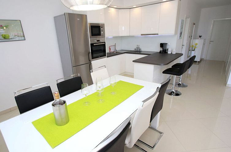 Vakantiehuis Villa Domus mit privatem beheiztem Infinity-Poo