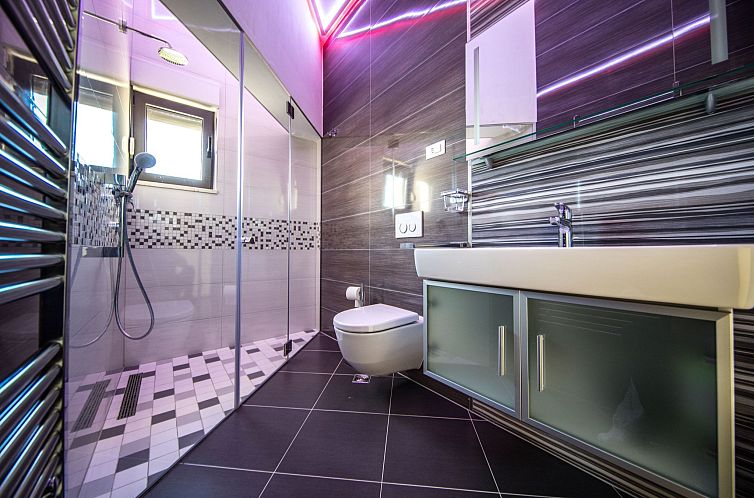 Vakantiehuis Charmantes Ferienhaus mit grünem Garten