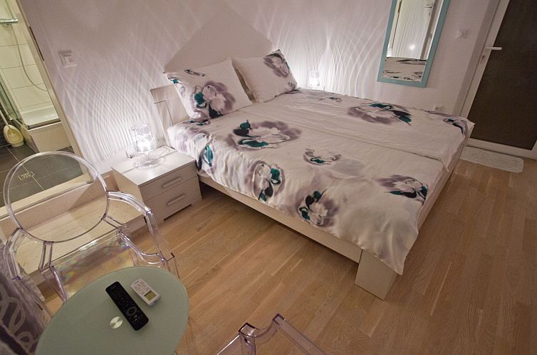 Vakantiehuis Charmantes Ferienhaus mit grünem Garten
