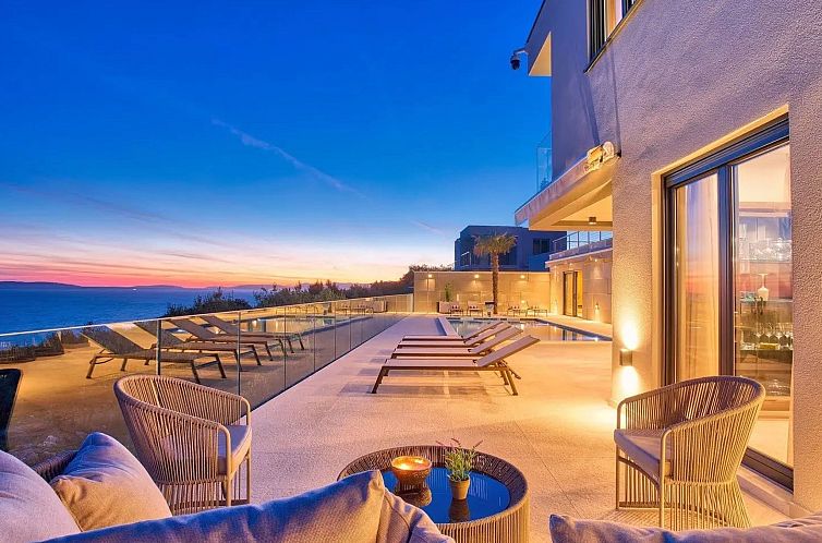 Vakantiehuis Exklusive Villa Magic mit beheiztem Pool und Sa