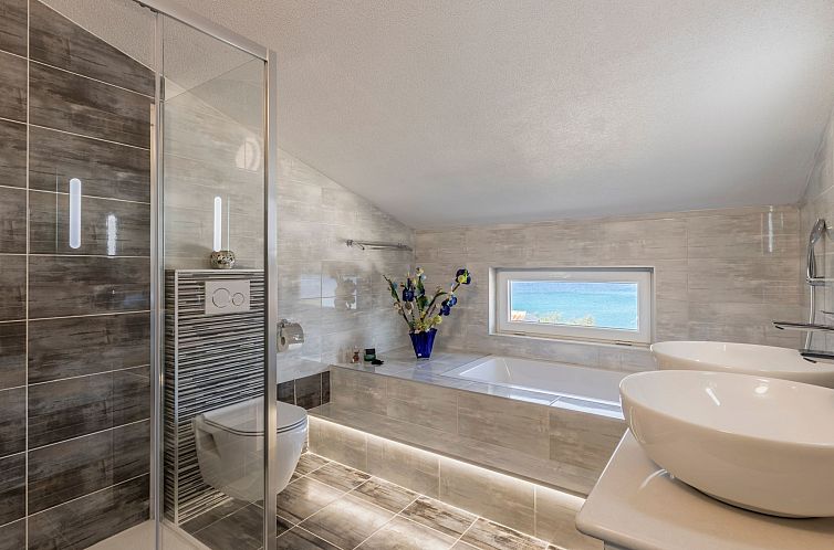 Vakantiehuis mit Privatpool für 9 Personen ca. 95 m&sup2; i
