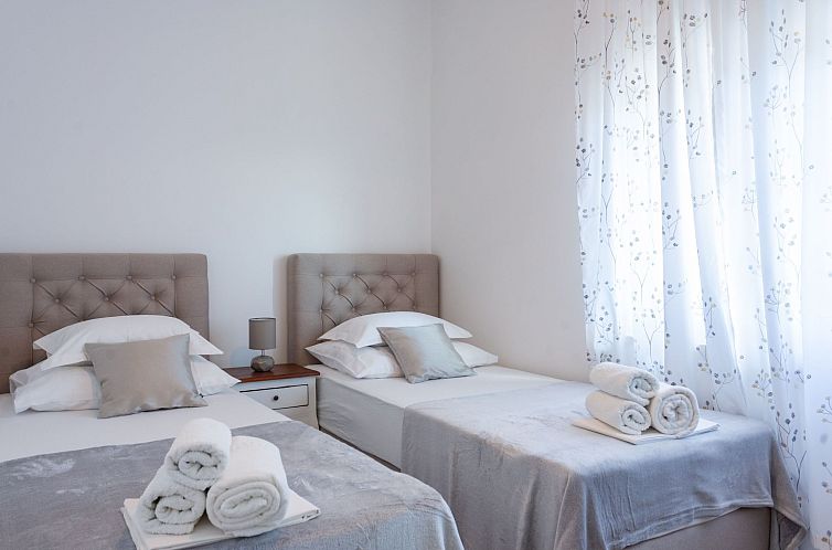 Vakantiehuis Villa Melki mit großem Privatpool
