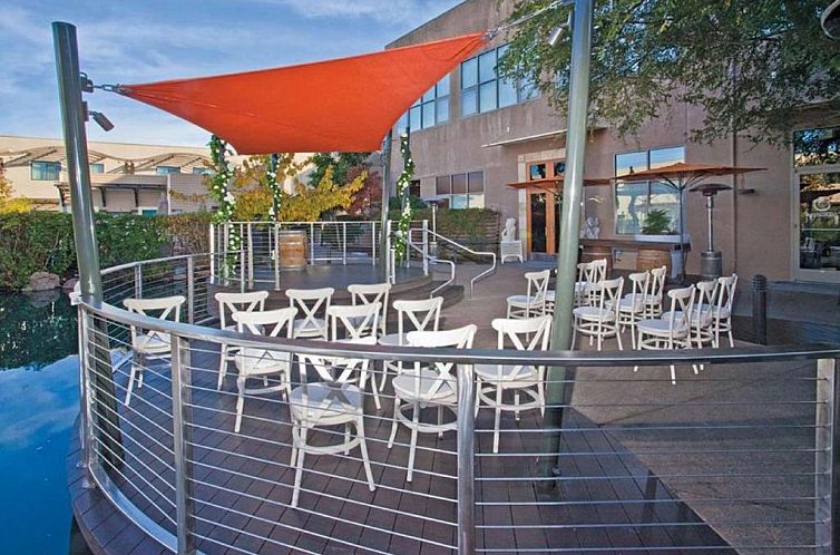 DoubleTree by Hilton Hotel & Spa Napa Valley - American Cany