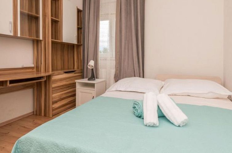 Vakantiehuis Beautiful villa Maris with pool