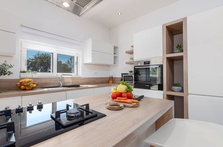 Vakantiehuis Casa Kamber with pool